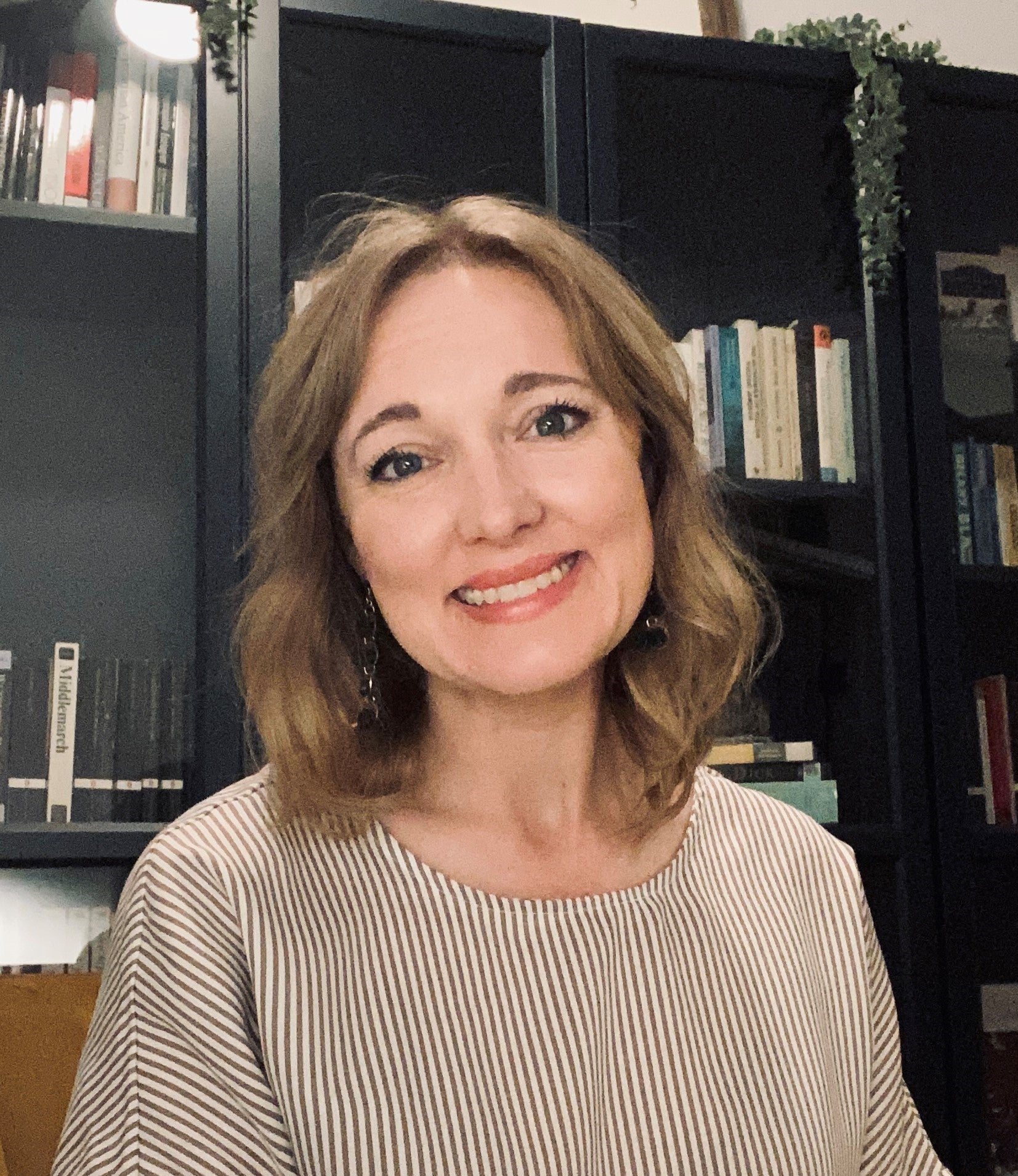 Dr. Sarah Buchmeier