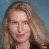Dr. Erzsébet Merenyi headshot